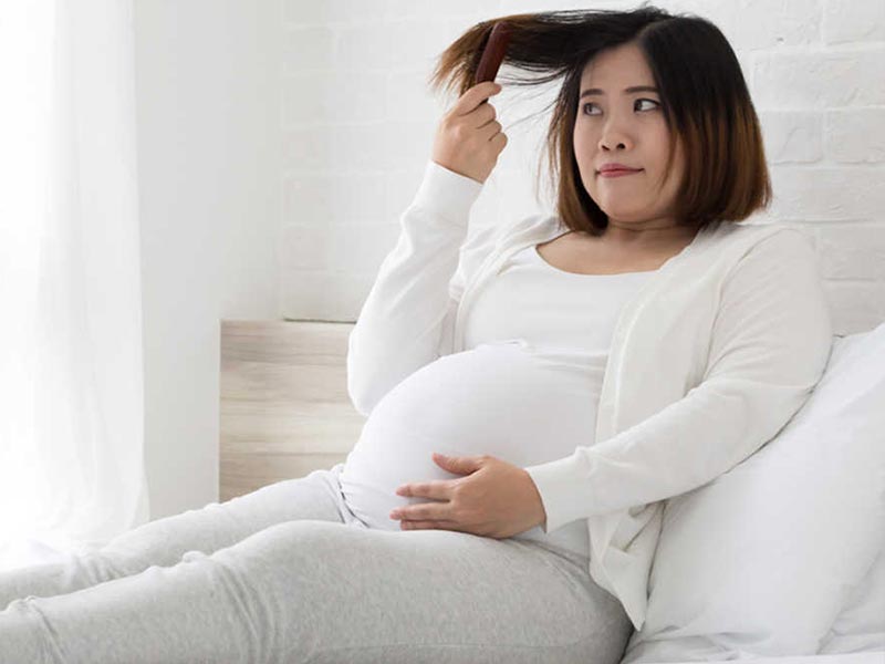 Can You Dye Your Hair While Pregnant: What A Mistake!