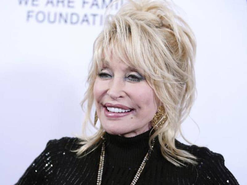 Have You Ever Seen Dolly Parton Without Wig? Lewigs