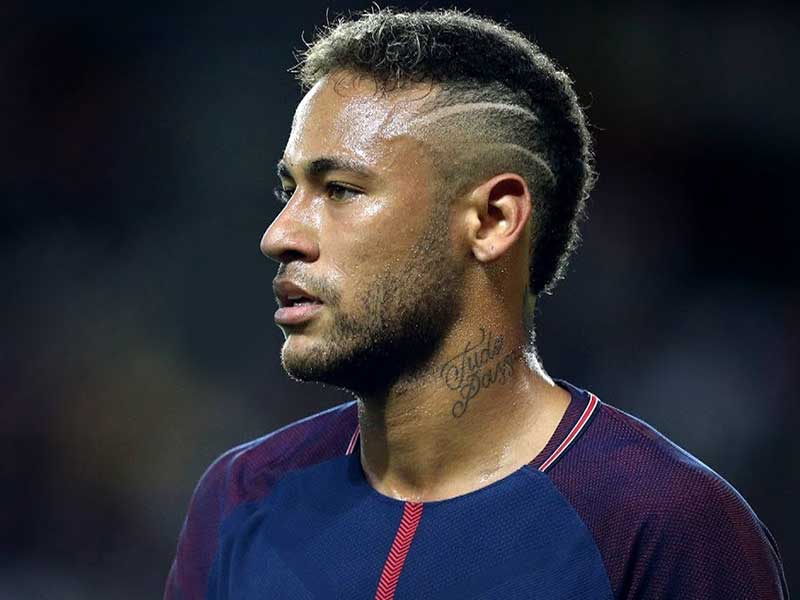 Best Soccer Player Haircuts: Our Latest Faves! 