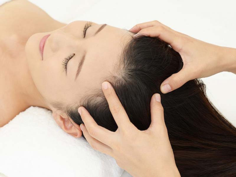 How To Massage Scalp For Hair Growth 3 Easy Ways To Do It